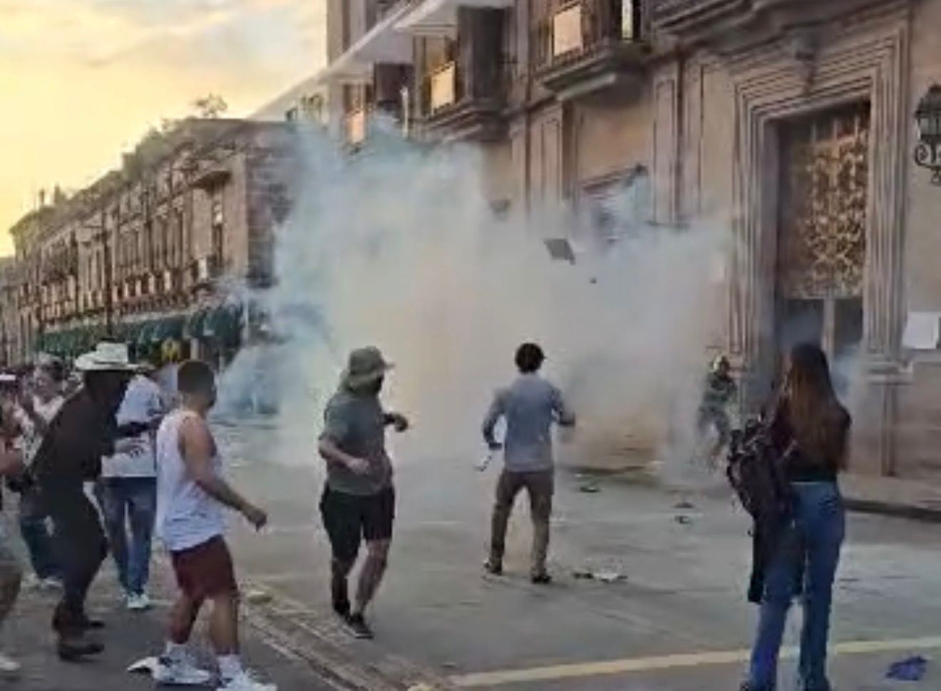 protesta por el asesinato del alcalde de Uruapan, Carlos Manzo