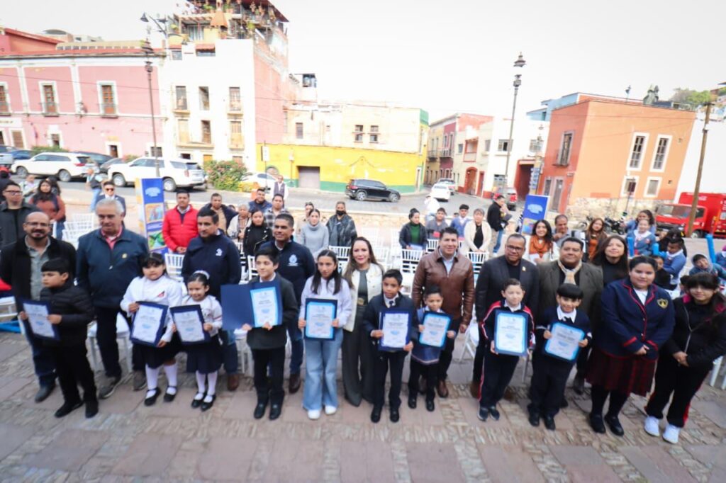 SIMAPAG premia a ganadores del Concurso de Dibujo Infantil sobre el ...