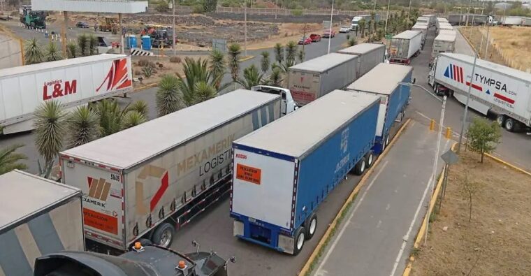 Anuncian paros carretera de transportistas.