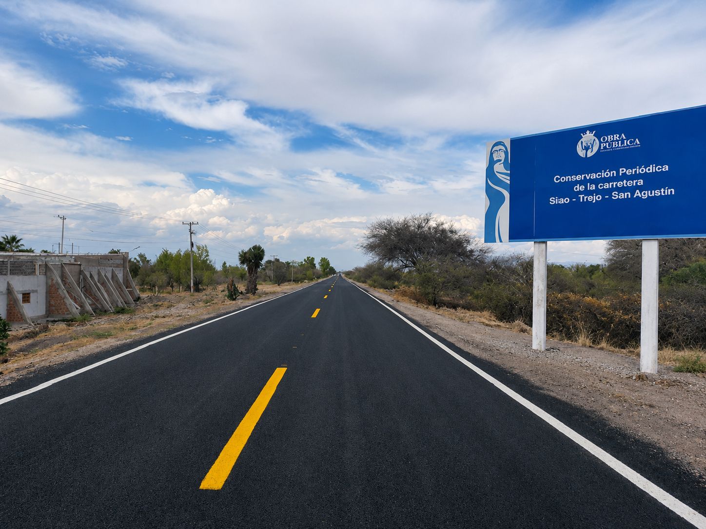 Conservan carretera estatal en Silao