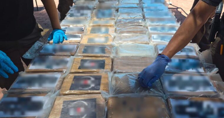 Droga estaba oculta en contenedor en Manzanillo
