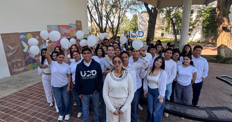 Universitarios por la paz