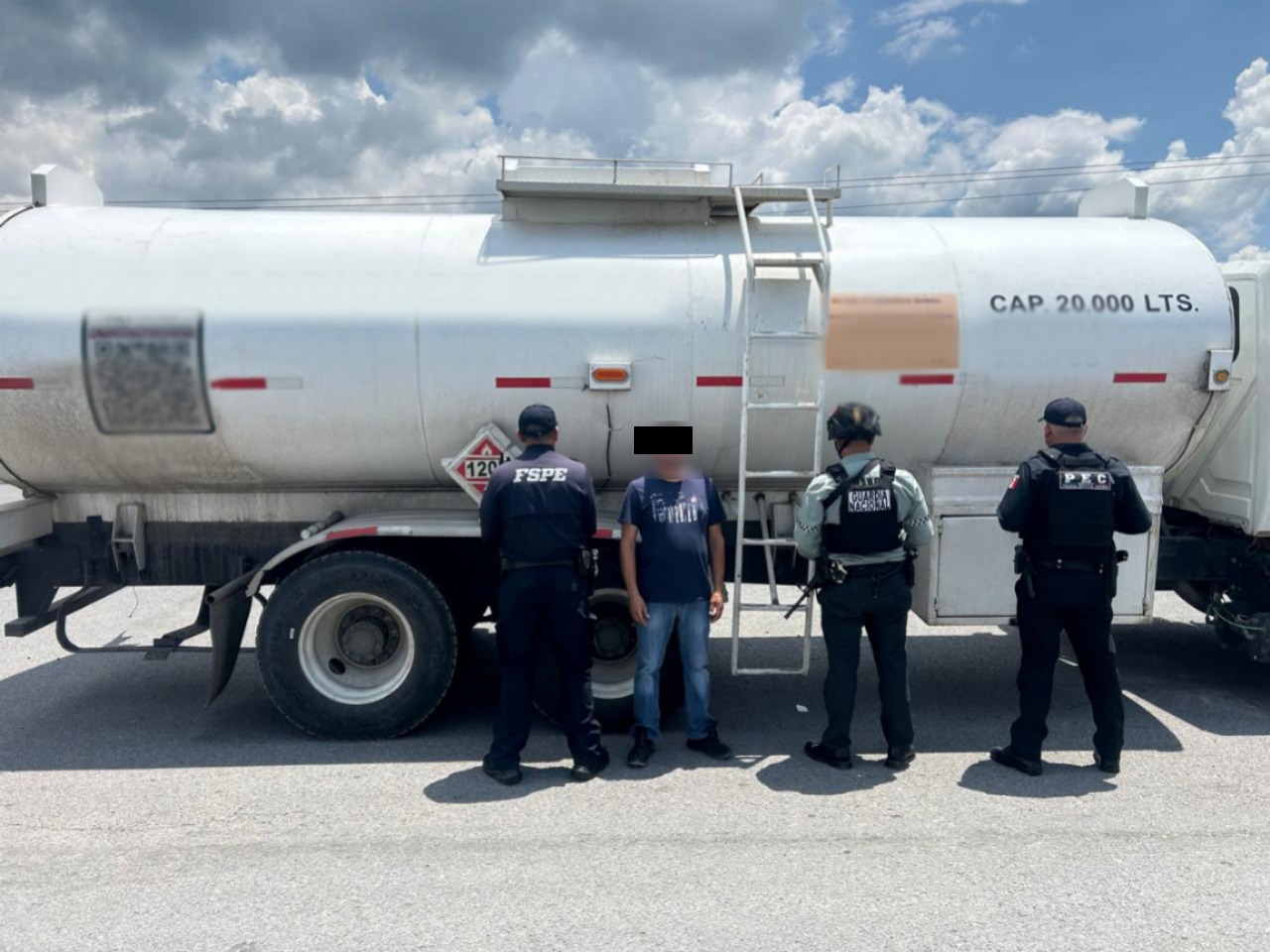 Asegura PEC tractocamión en San José de Iturbide
