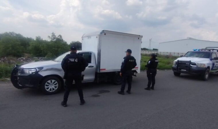 Recuperan camioneta robada