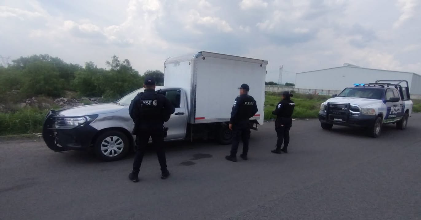 Recuperan camioneta robada