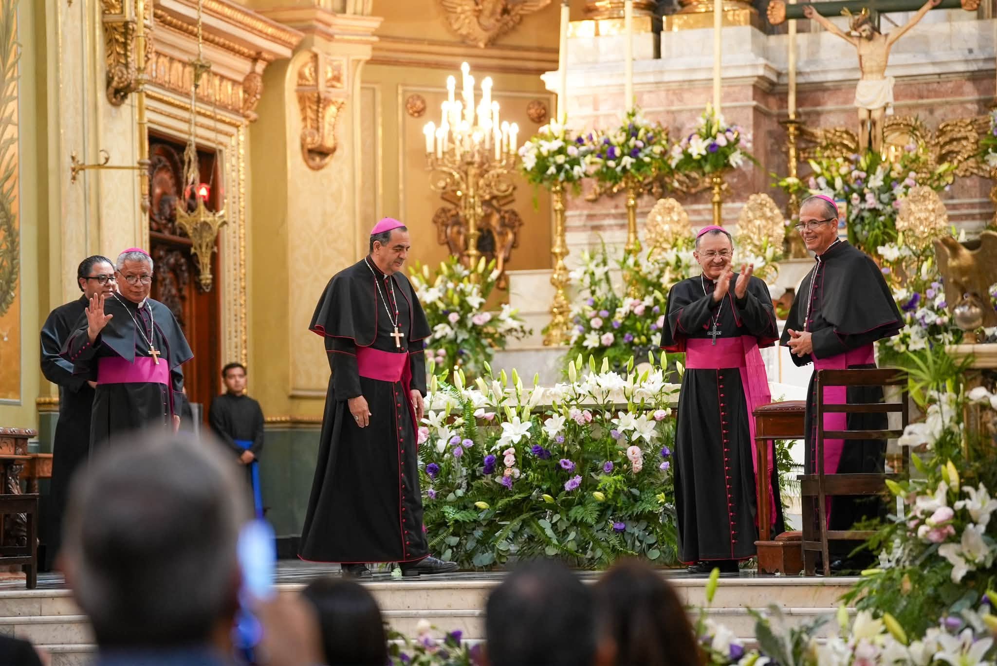 Obispos auxiliares en León