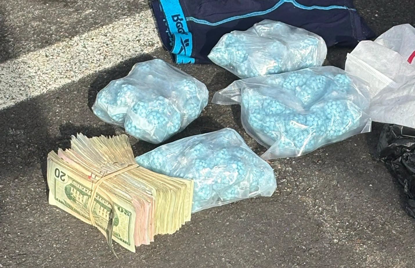 Pastillas falsas de fentanilo en Estados Unidos