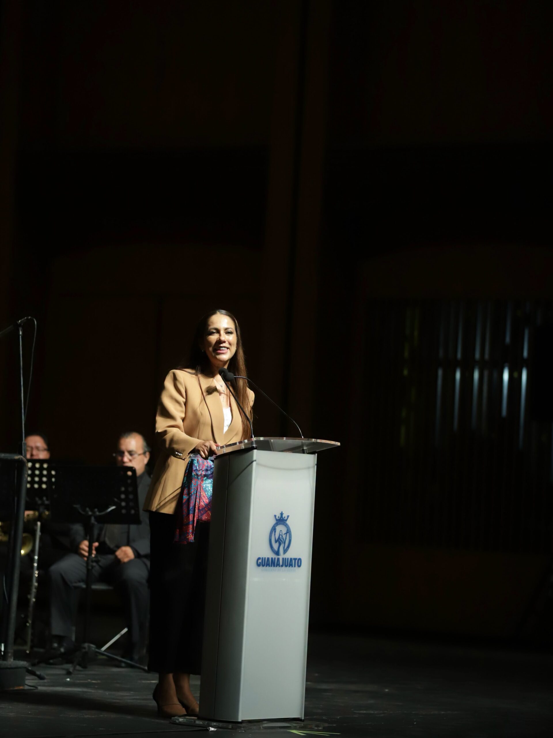 Celebran 20 años de Forum Cultural