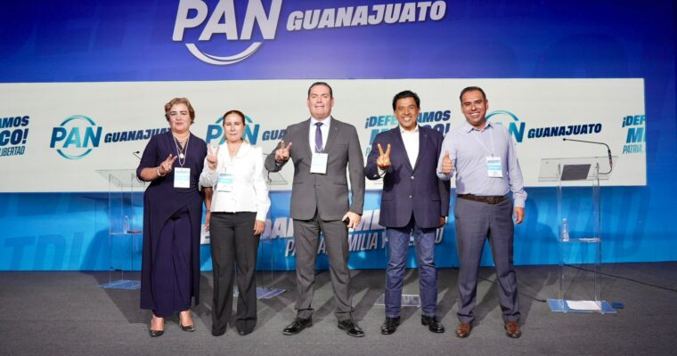 Defensores de la Patria del PAN