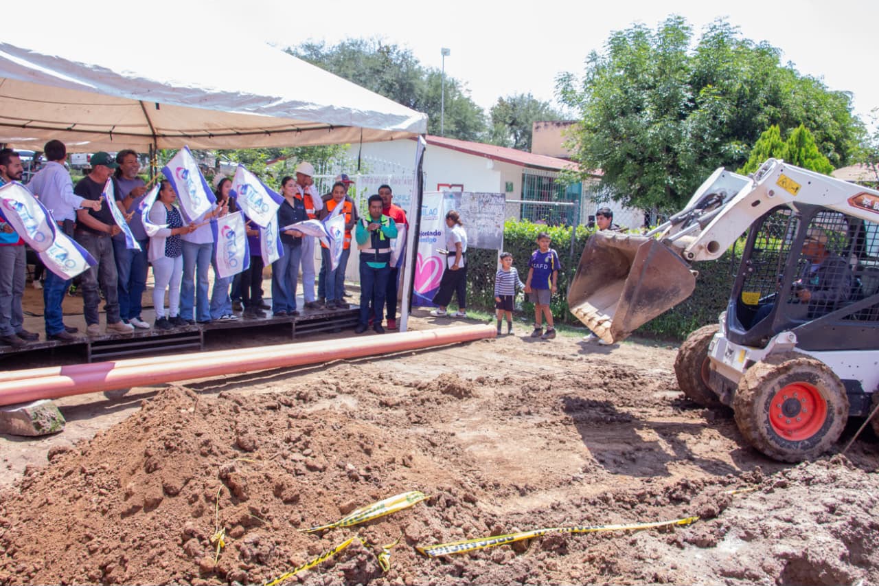 Retoman obra en Las Trojes en Silao