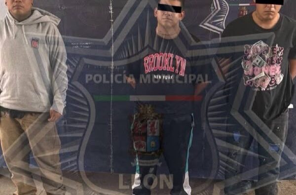 Capturan a tres por crimen de tianguista