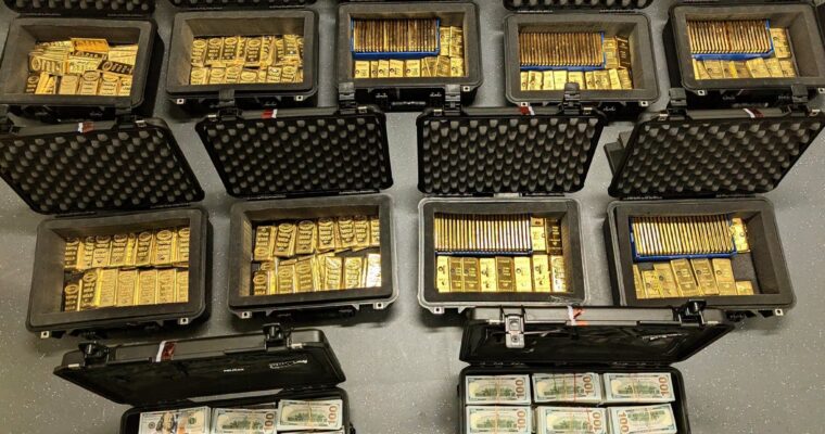 Oro y dinero asegurado