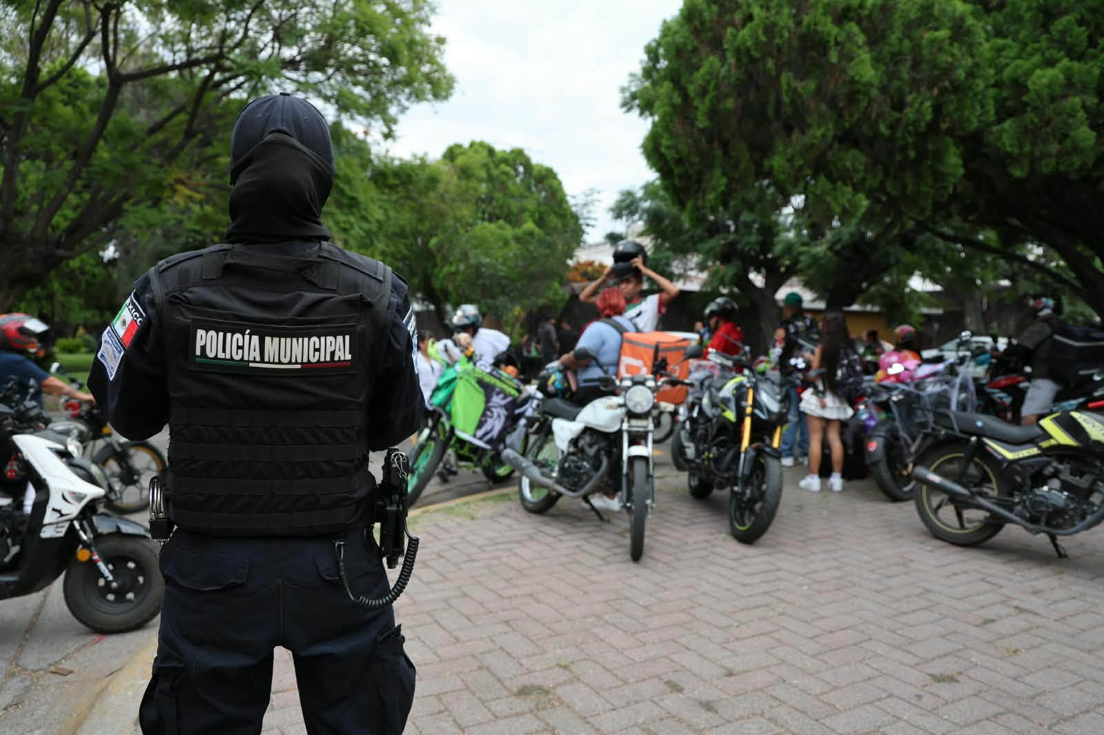 Frenan caravana del terror en Irapuato
